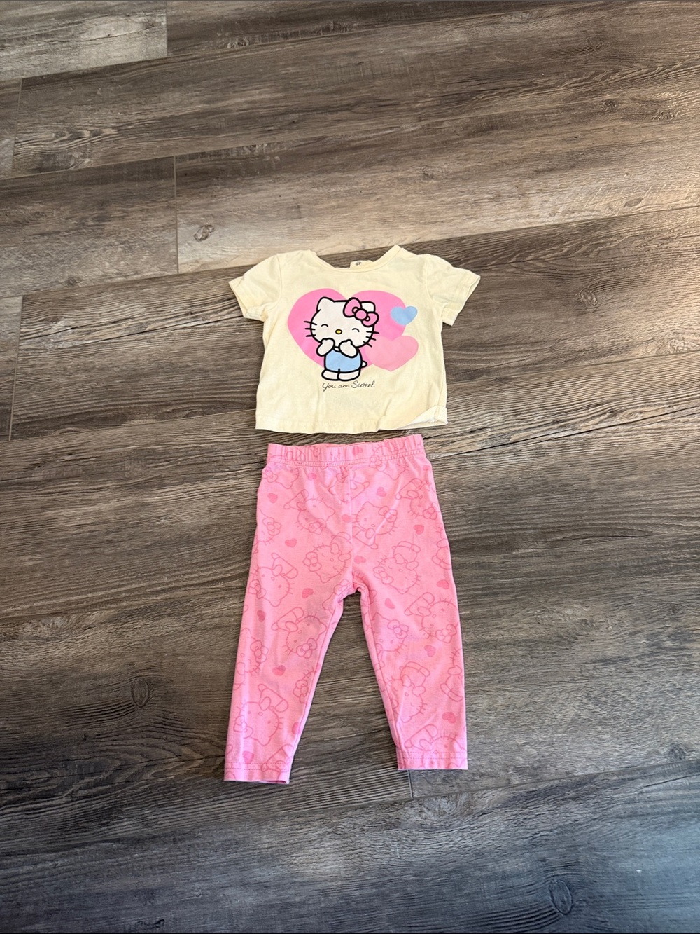Hello Kitty Cream & Pink Short Sleeve Set